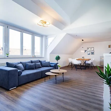 Kim 1 Apartment *
